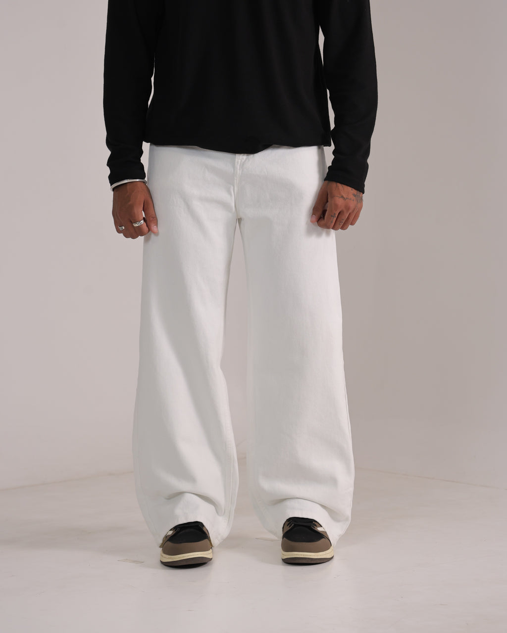 CHALK WHITE BAGGY