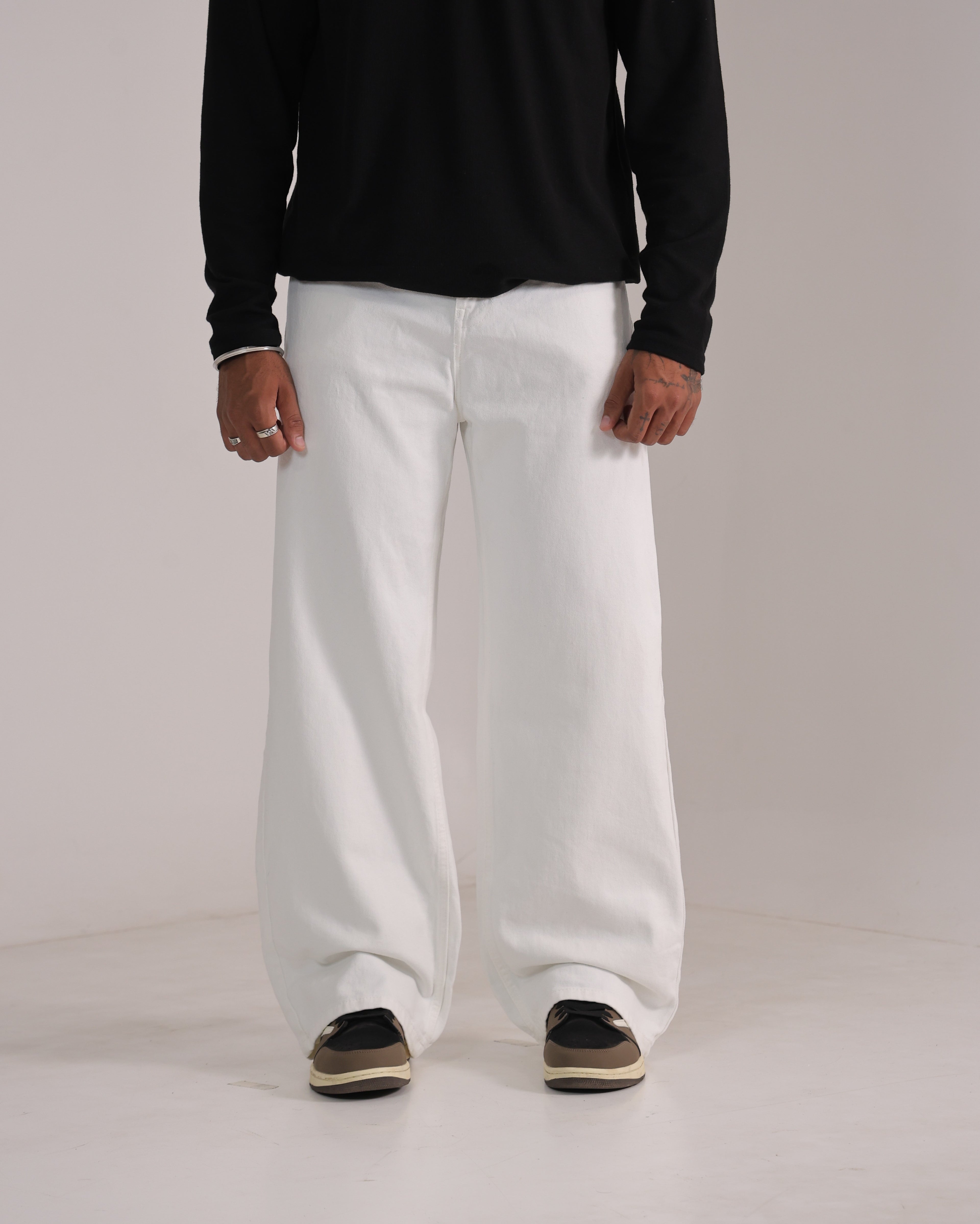 CHALK WHITE BAGGY