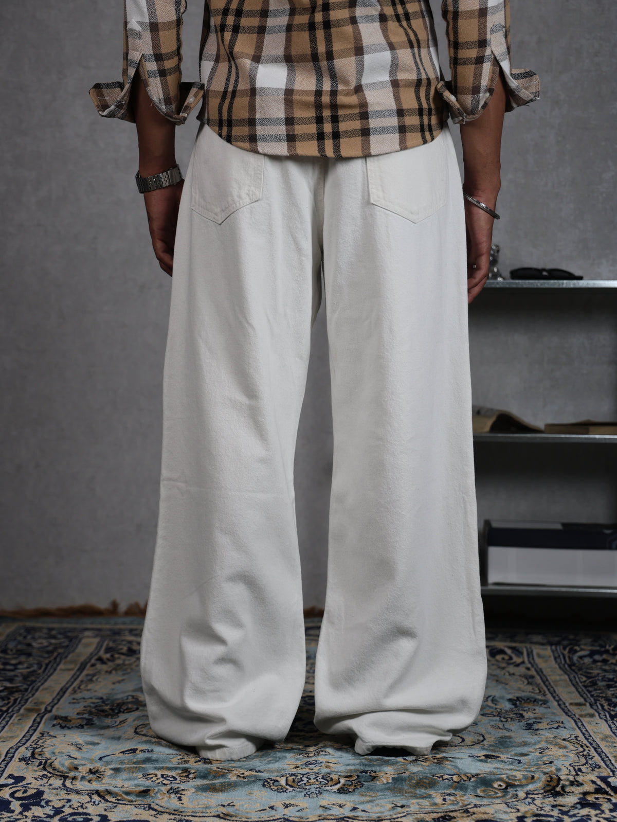 CHALK WHITE BAGGY