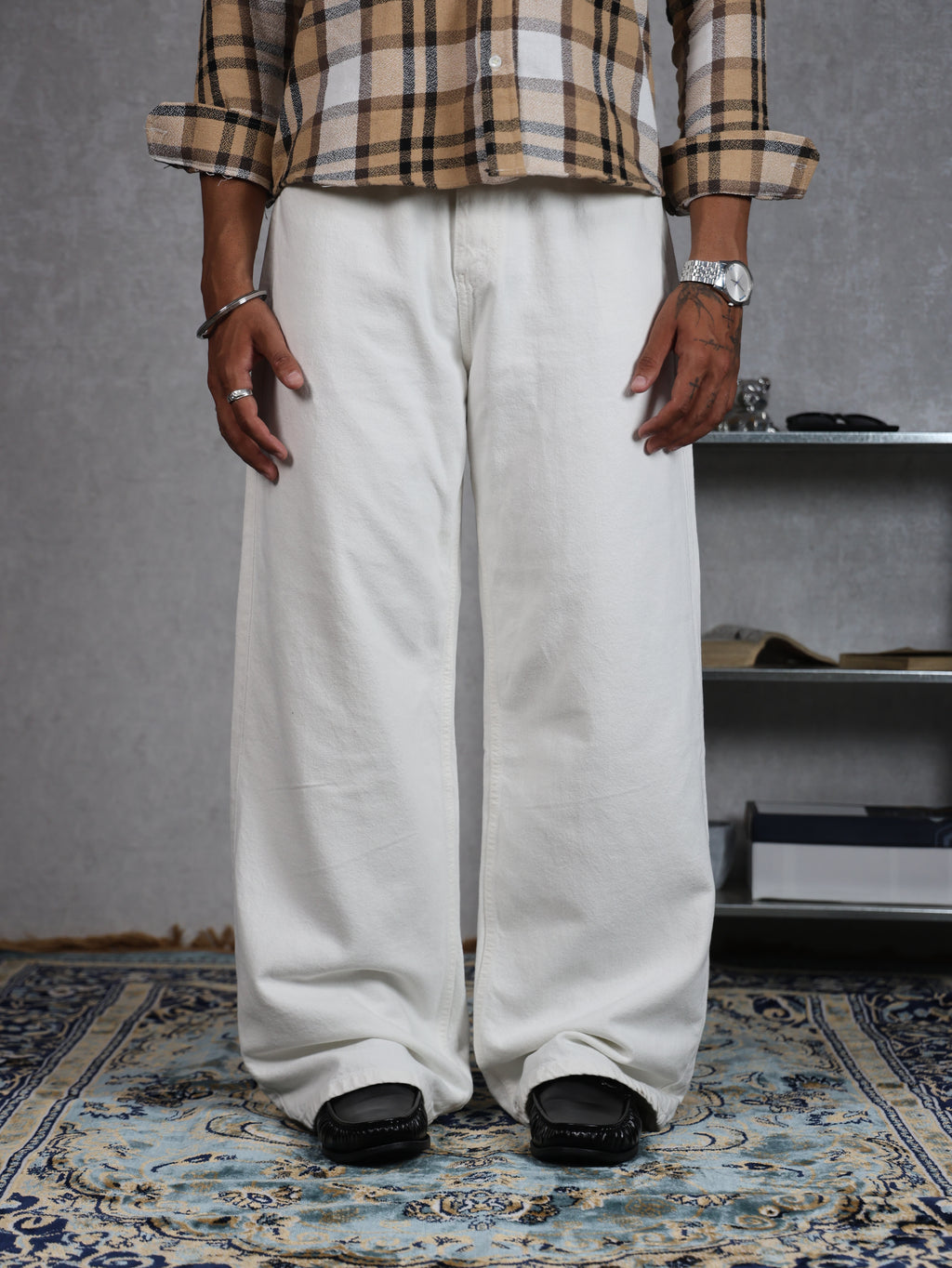 CHALK WHITE BAGGY