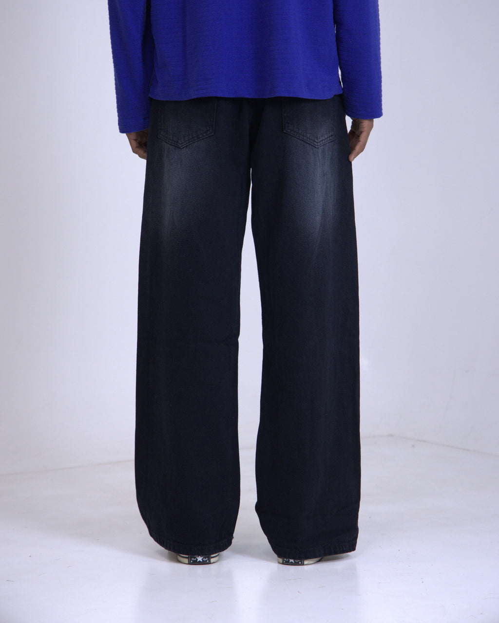 VINTAGE BLACK BAGGY